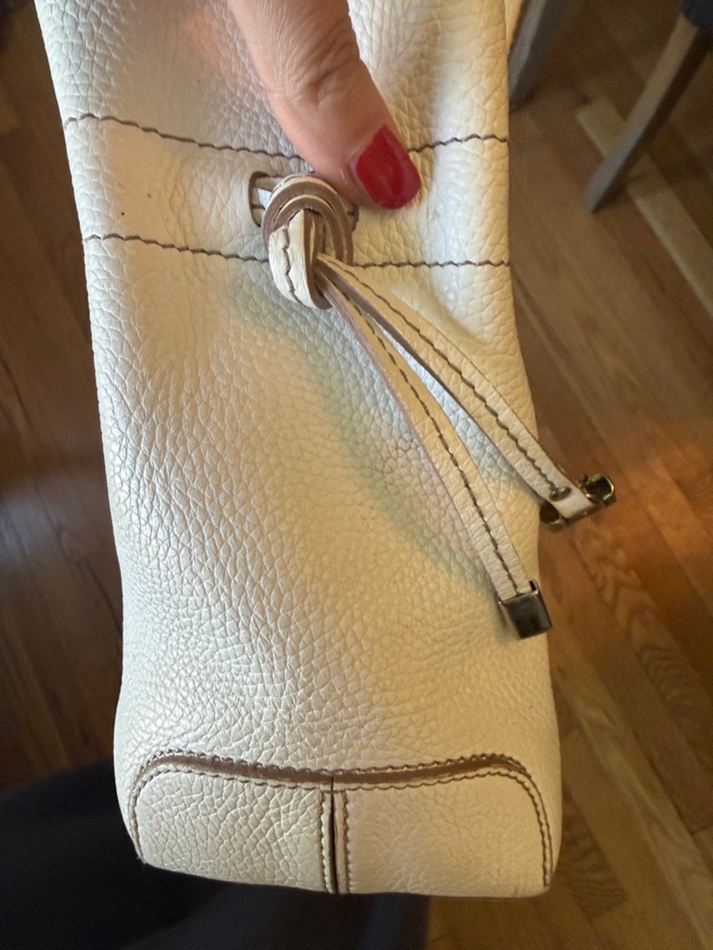 TOD'S Cream-White Pebbled Leather Tote with Top Handles - Picture 17 of 17